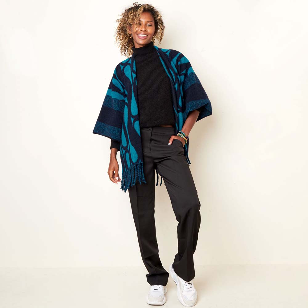 Poncho print met gestreepte mouw