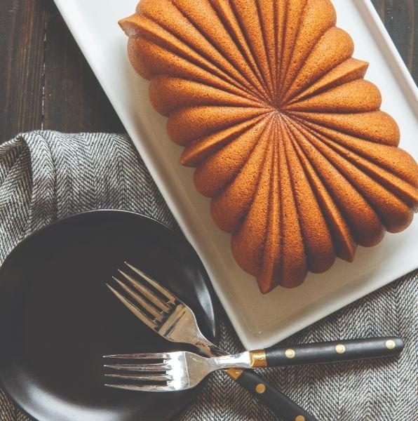 Bakvorm "Classic Fluted loaf pan" - Nordic Ware | Premier Gold Little Bundts