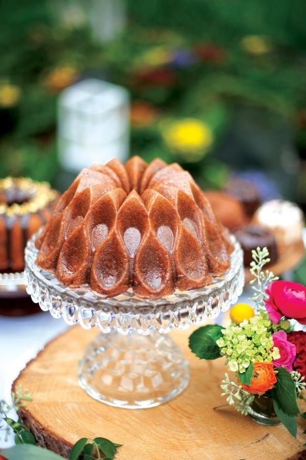 Tulband Bakvorm "Crown Bundt Pan" - Nordic Ware | Premier Gold 