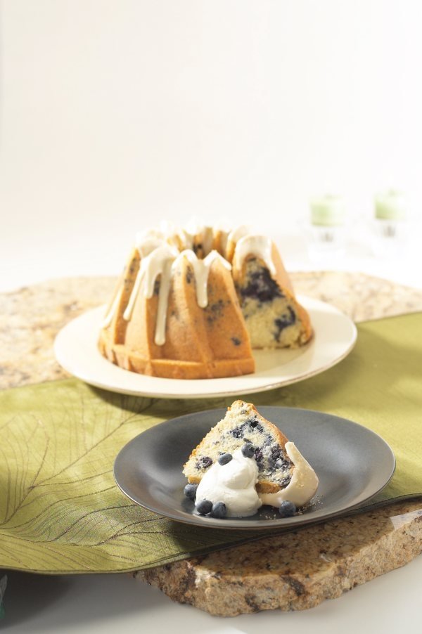 Tulband Bakvorm "Kugelhopf Bundt Pan'" - Nordic Ware | Sparkling Silver Holiday